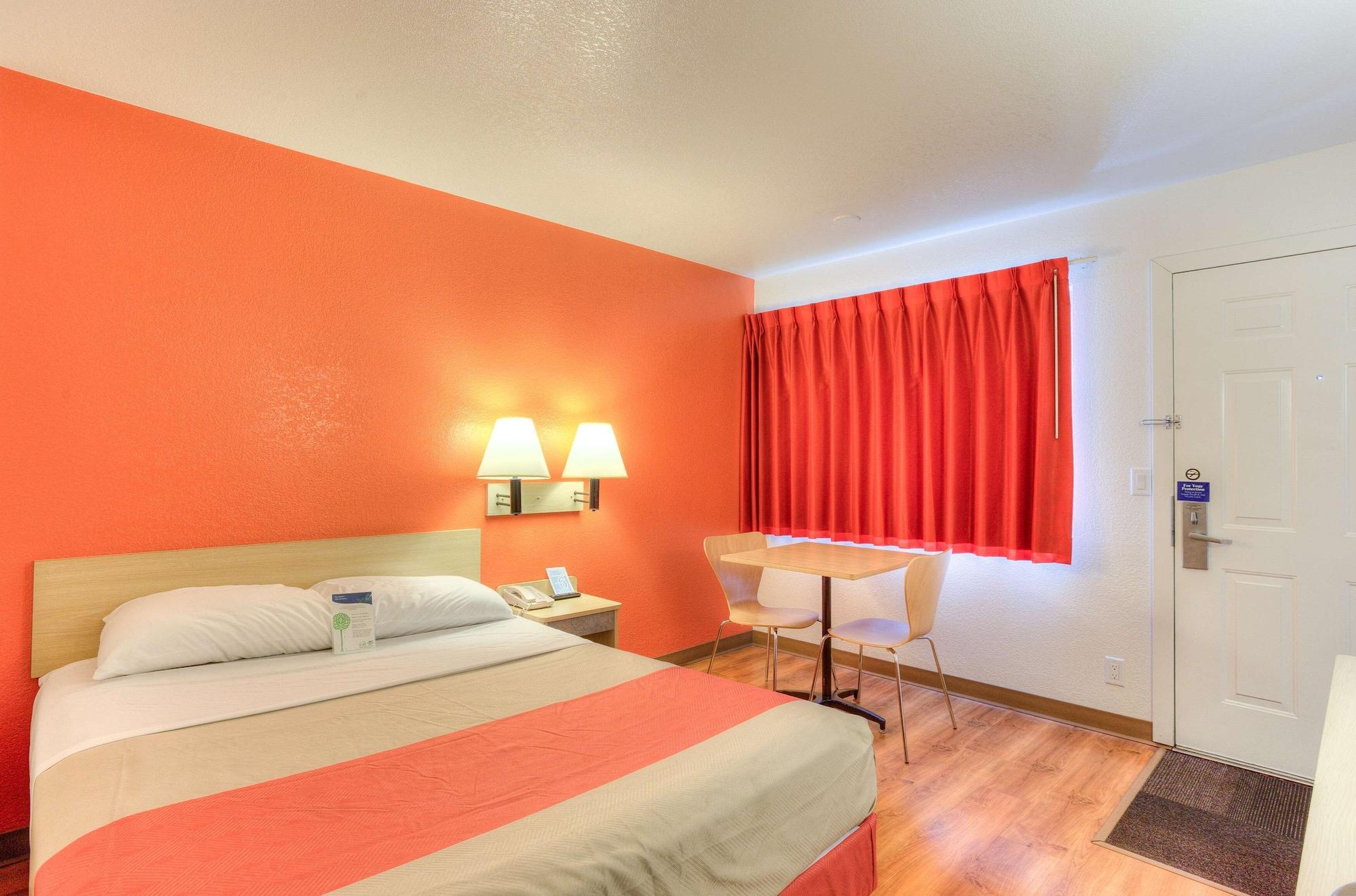 Motel 6-Tigard, Or - Portland South - Lake Oswego Exteriér fotografie