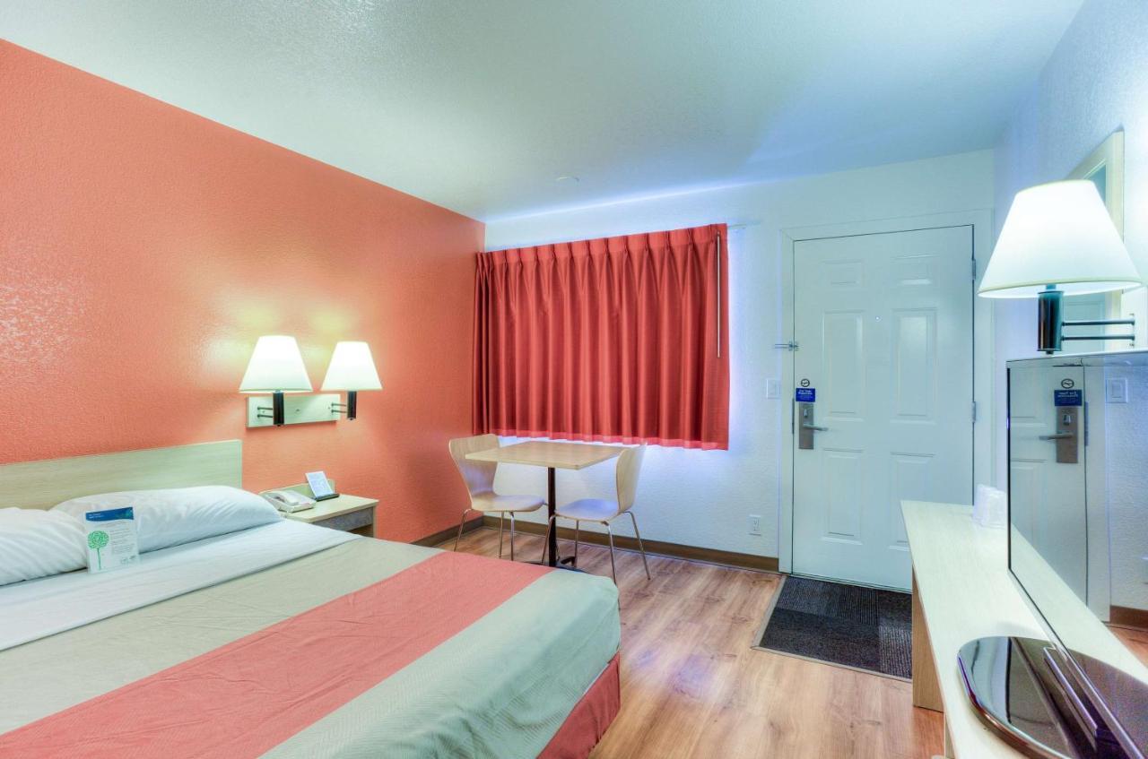 Motel 6-Tigard, Or - Portland South - Lake Oswego Exteriér fotografie