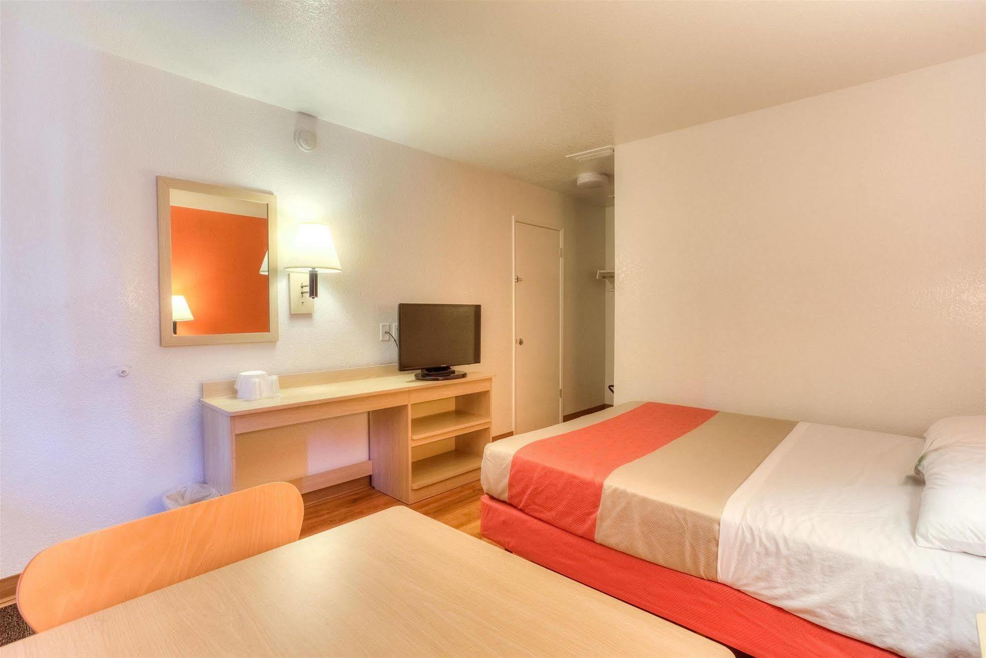 Motel 6-Tigard, Or - Portland South - Lake Oswego Exteriér fotografie